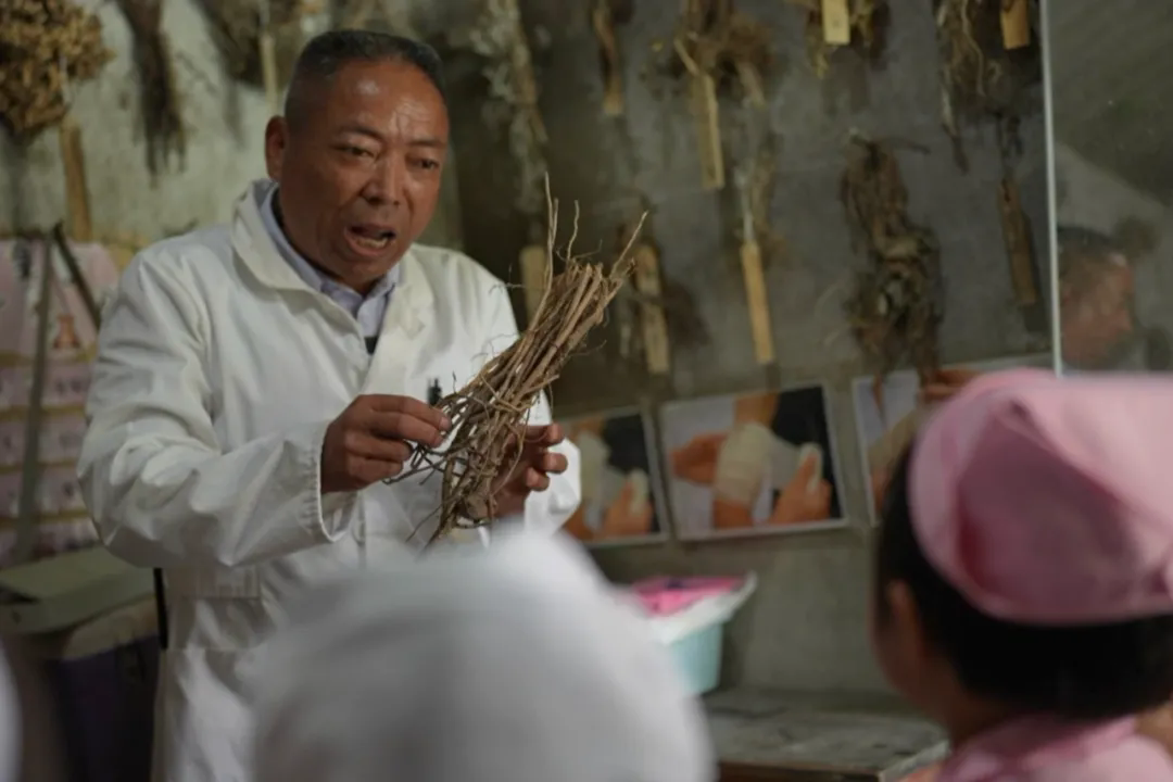 1750174105642578.jpg 4.jpg