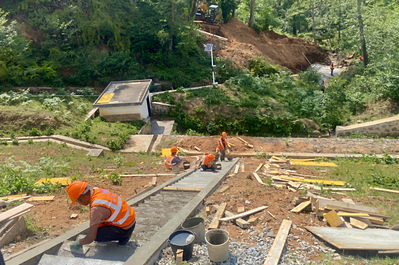 1751550528655180.jpg 4.jpg