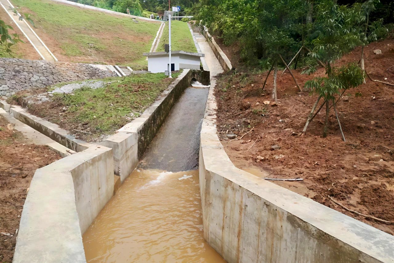 1751550572549487.jpg 1.jpg