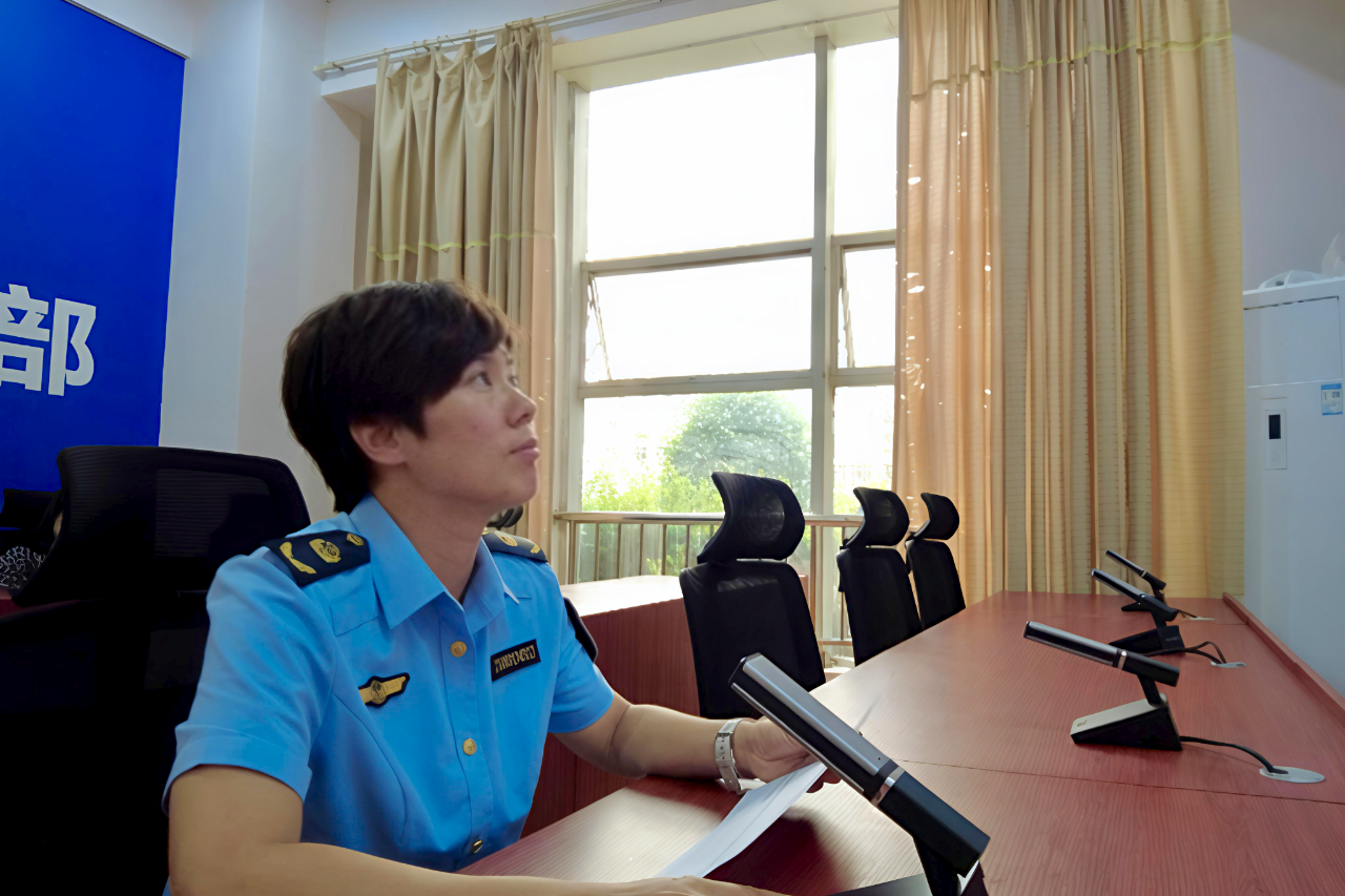 1754047614214559.jpg 4.jpg