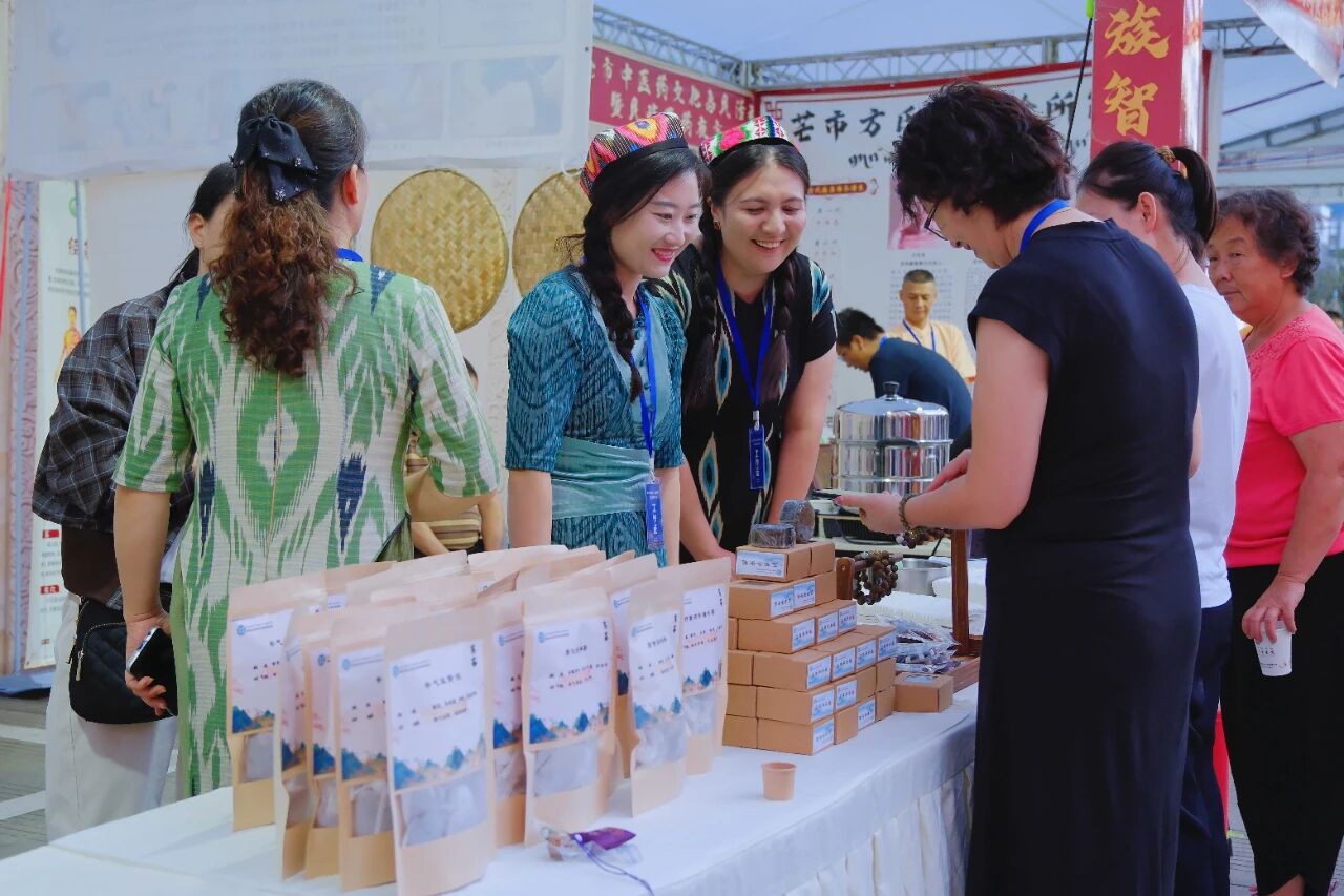 1758802657661078.jpg 2.jpg