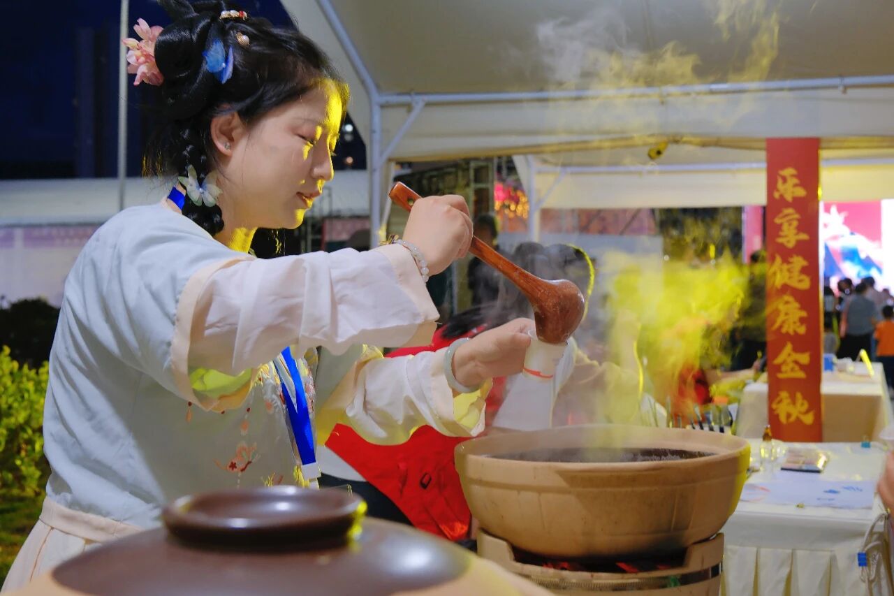 1758802661766308.jpg 3.jpg