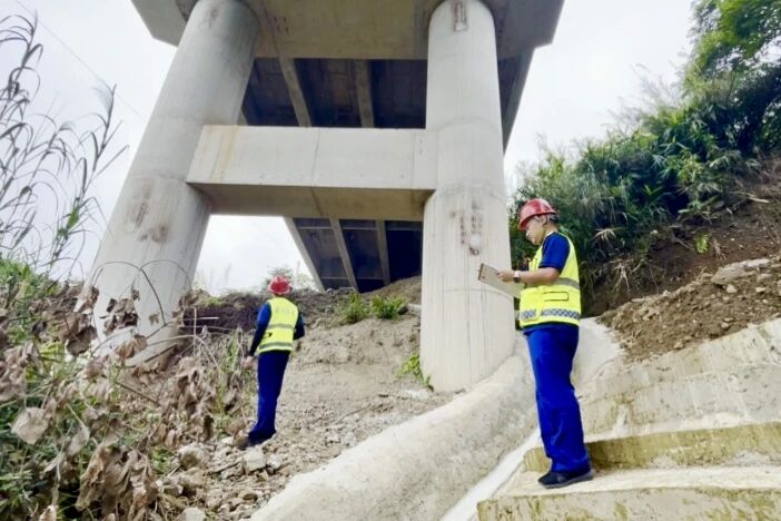 1759583761394593.jpg 3.jpg