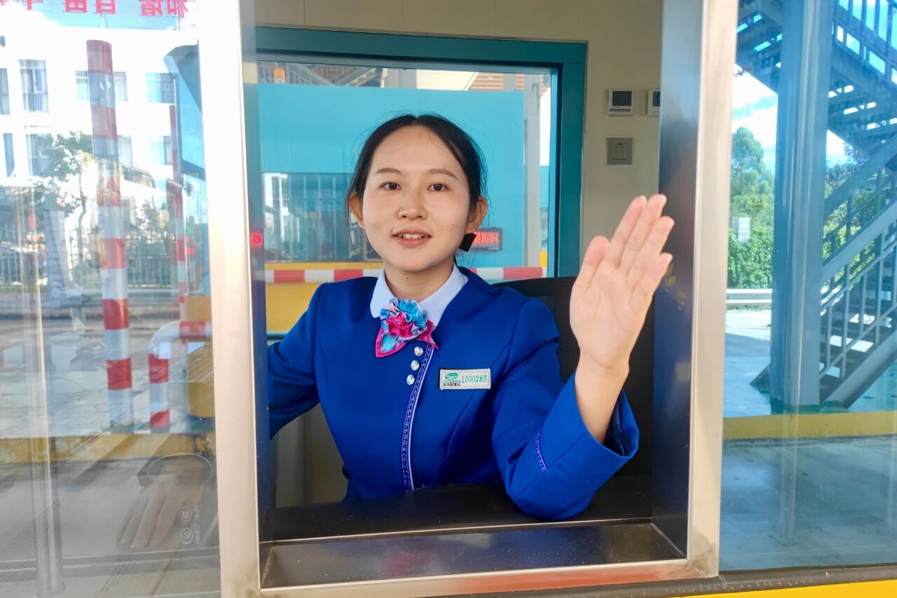 1759583768176690.jpg 4.jpg