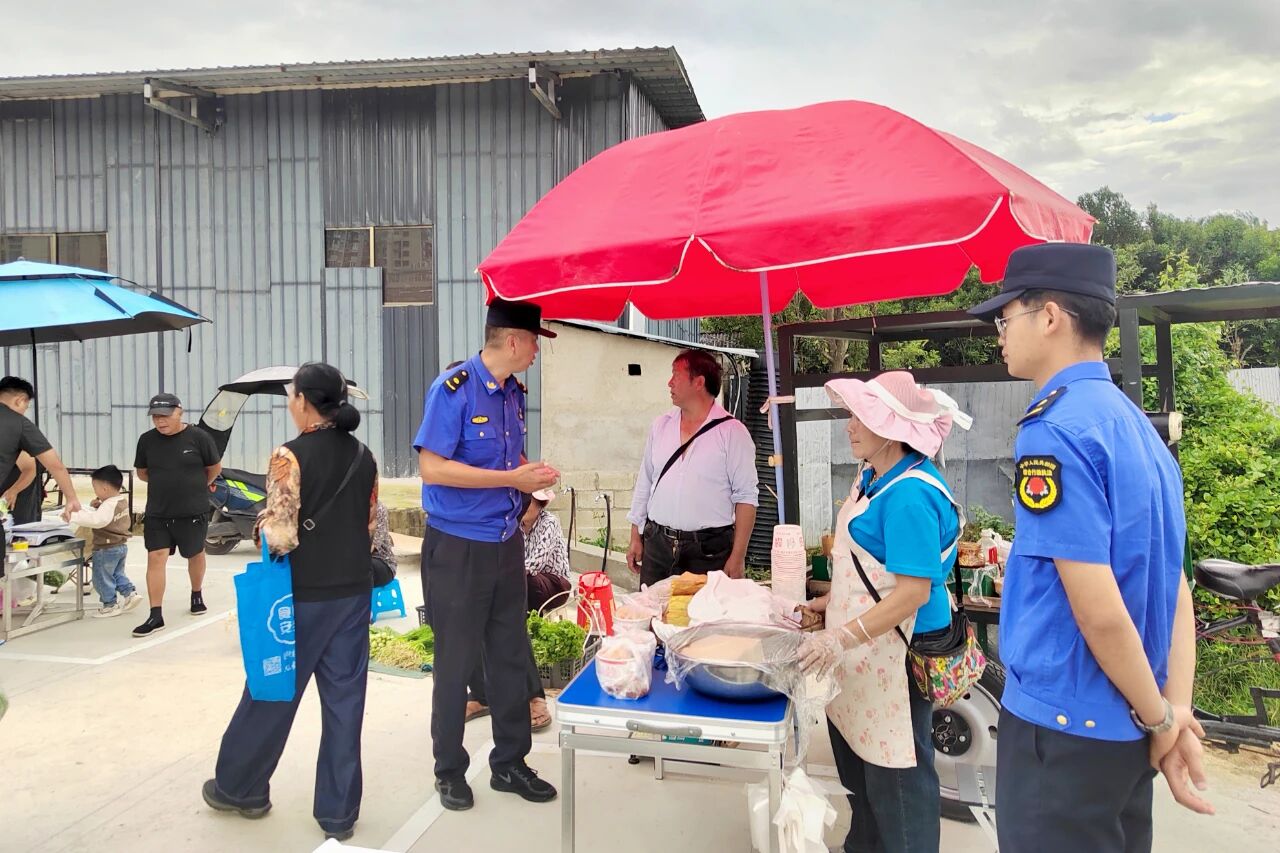 1760195175636692.jpg 1.jpg