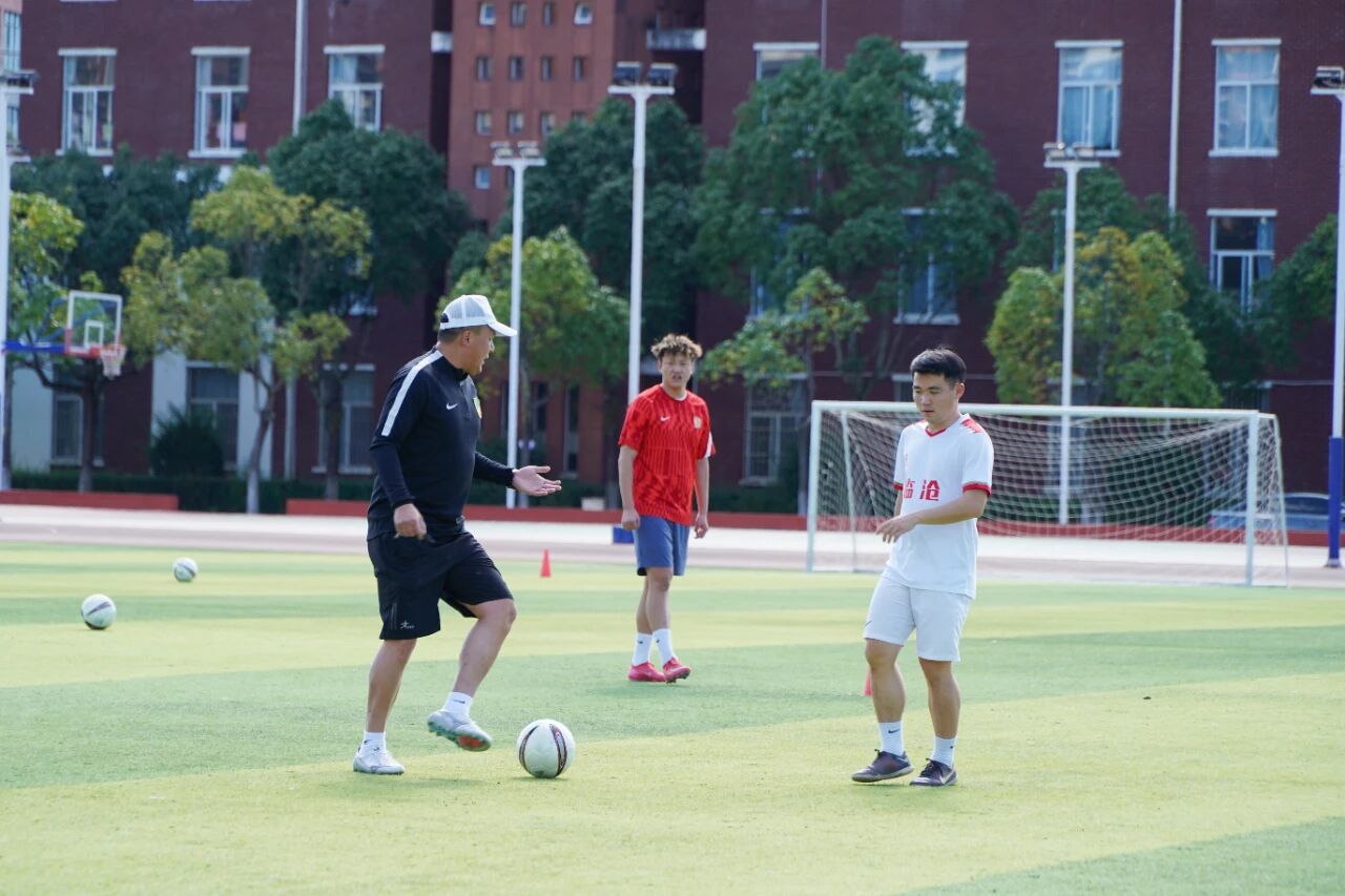 1763898205129172.jpg 4.jpg